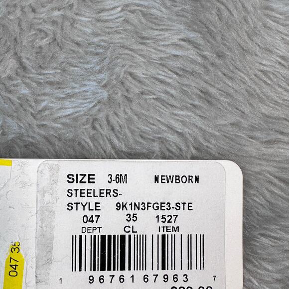 NFL Pittsburgh Steelers Snowsuit 3-6M Fuzzy Black Fleece Full Zip Soft Winter - Picture 3 of 11